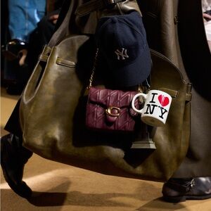 Meet your Posher, Charlie